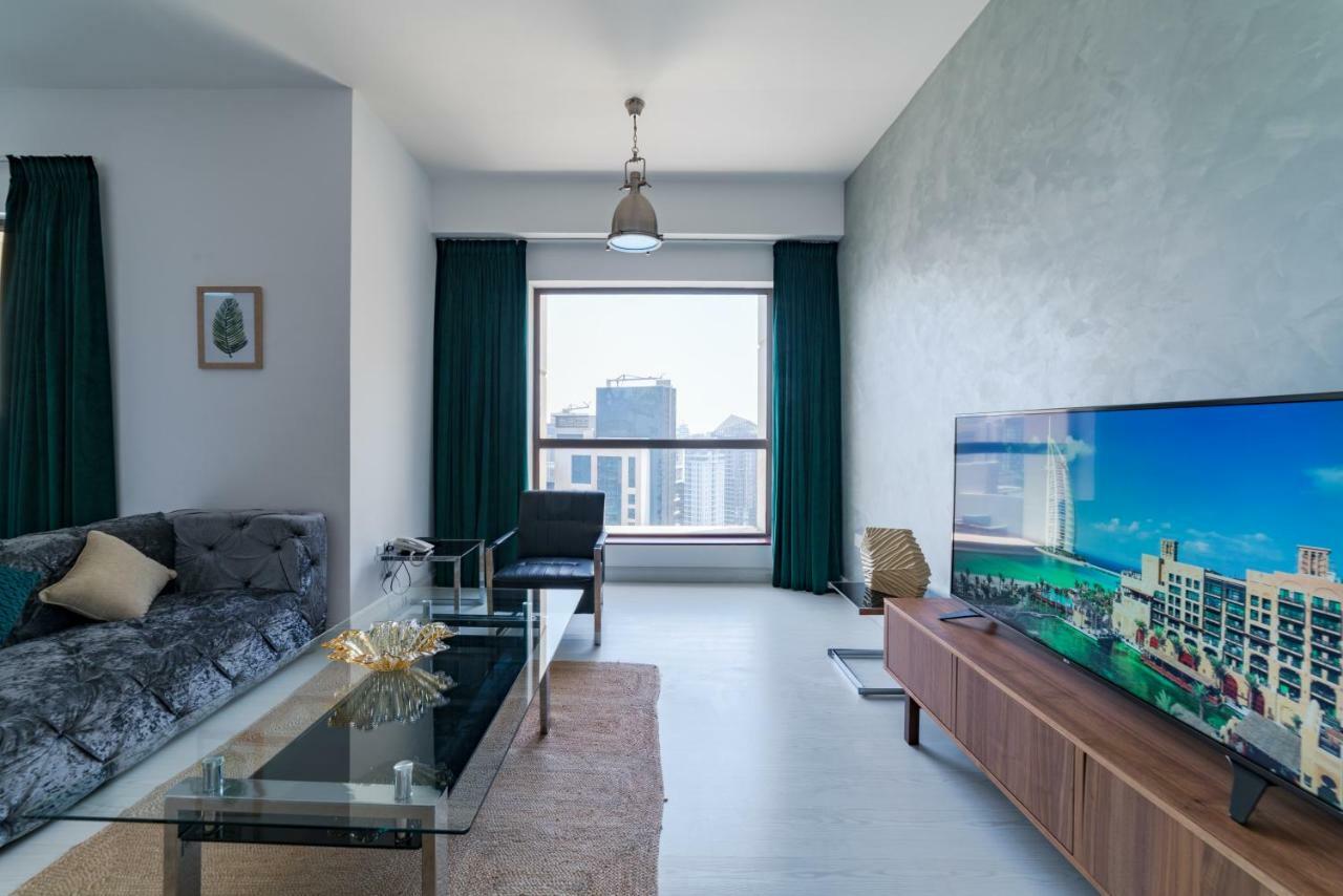 Апартаменты Icon Casa Living - Rimal 6-Jbr Marina View Дубай Экстерьер фото